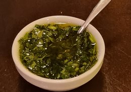 Sos oliwa Extra Virgin z natką pietruszki i czosnkiem